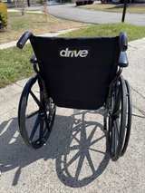 Drive Medical Silver Sport 2 Wheelchair - Image 2