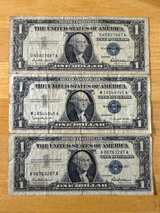 Lot of Vintage $1, $2, and $5 Red and Blue Seal Notes - Image 5