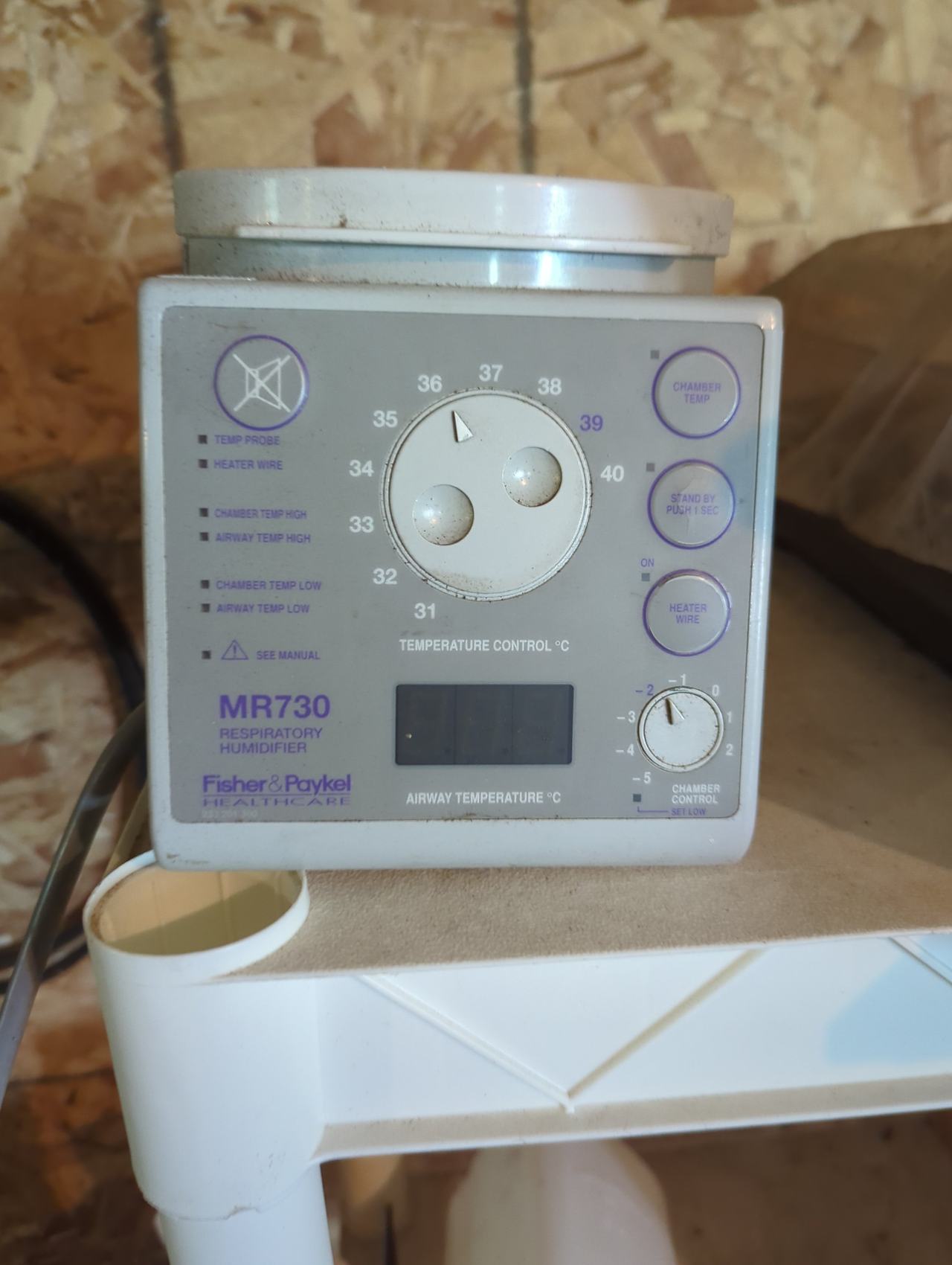Fisher & Paykel MR730 Respiratory Humidifier
