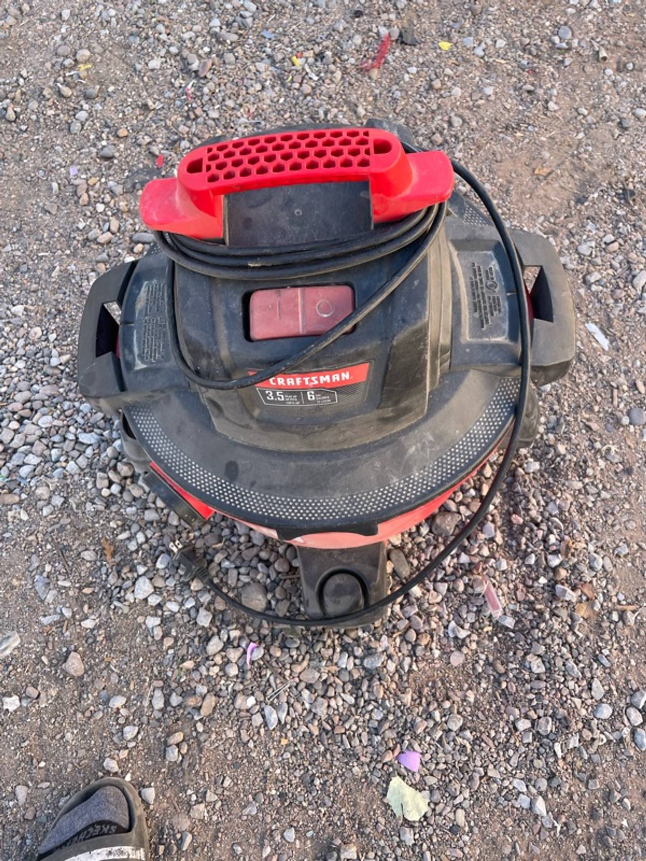 Craftsman Wet/Dry Shop Vacuum
