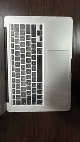 Apple MacBook Air 13-inch (2017) - Image 2