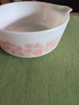 PYREX Gooseberry Pink Cinderella Mixing Bowl 472   1.5 pint - Image 5