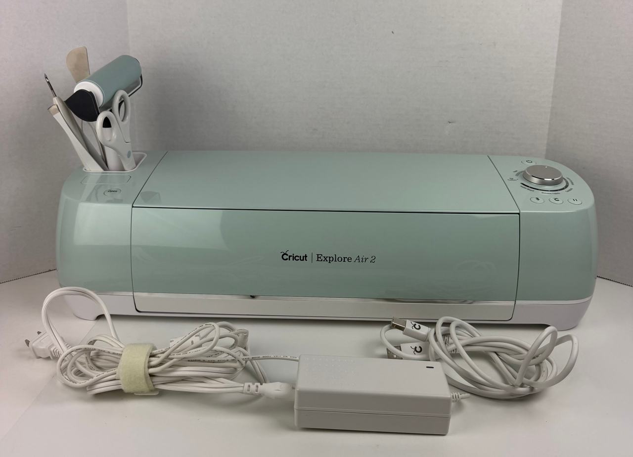 Cricut Explore Air 2 Mint + Cricut Tools & Accessories – Excellent Condition