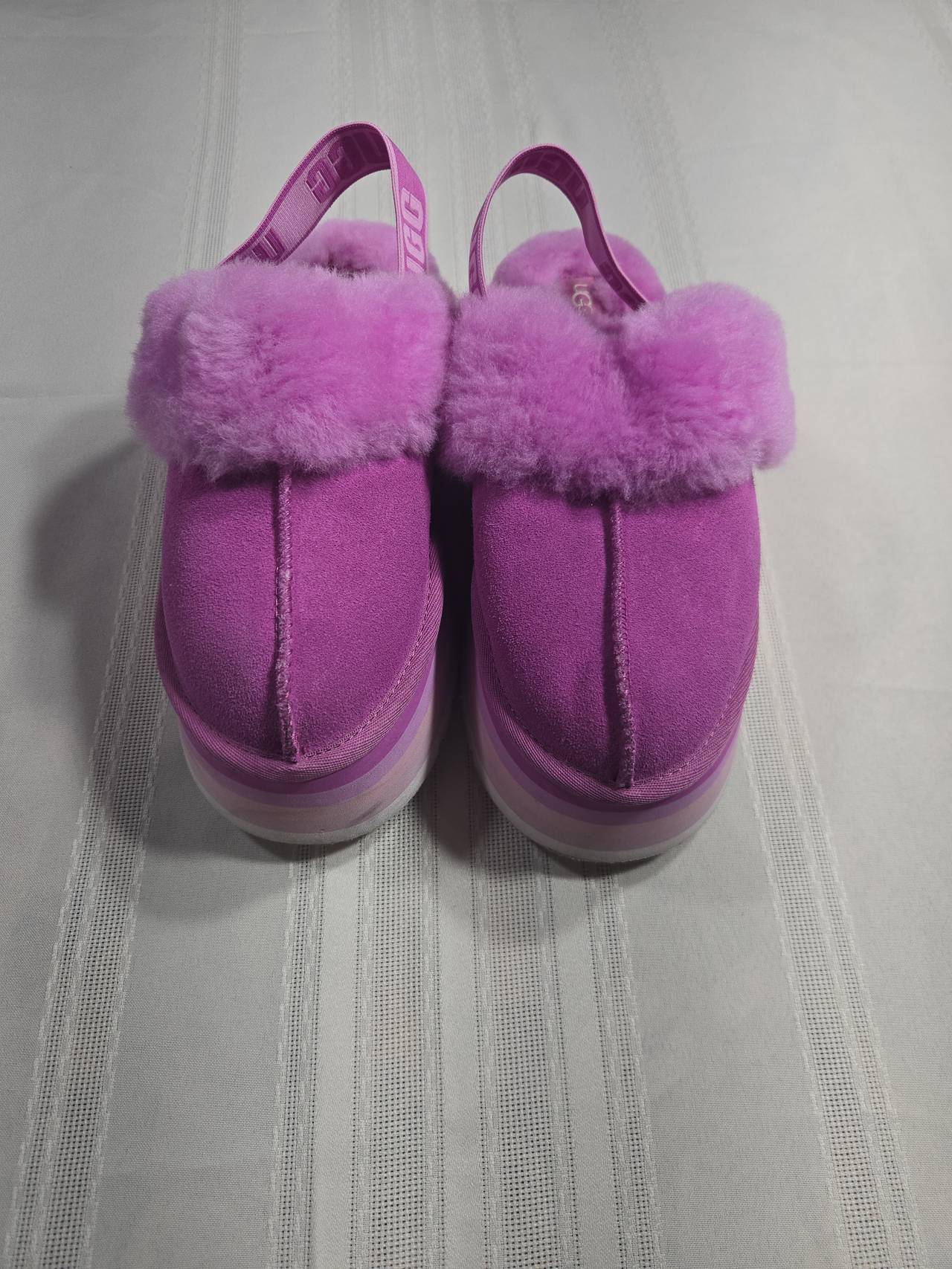 UGG Funkette Slipper in Pink Blossom