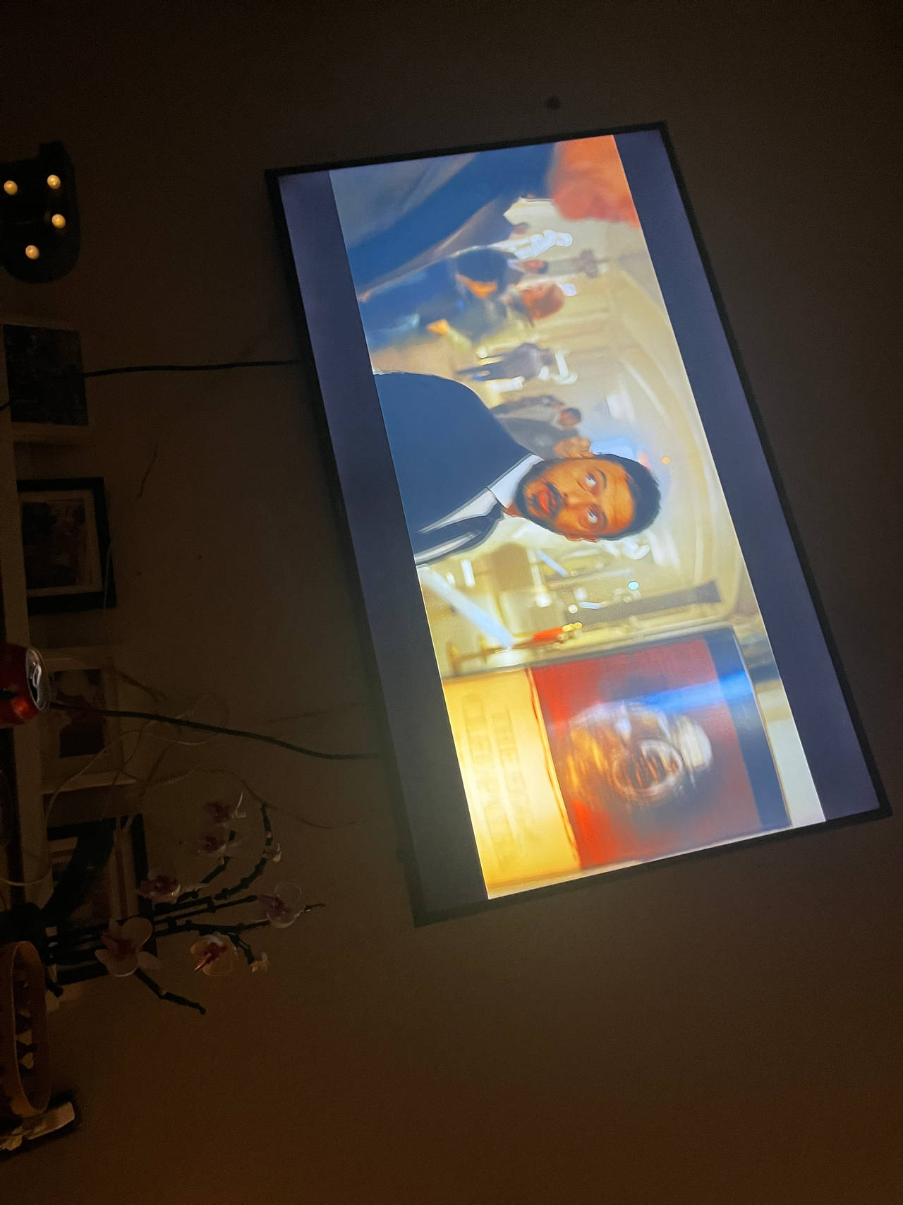 Samsung Crystal UHD 4K Smart TV