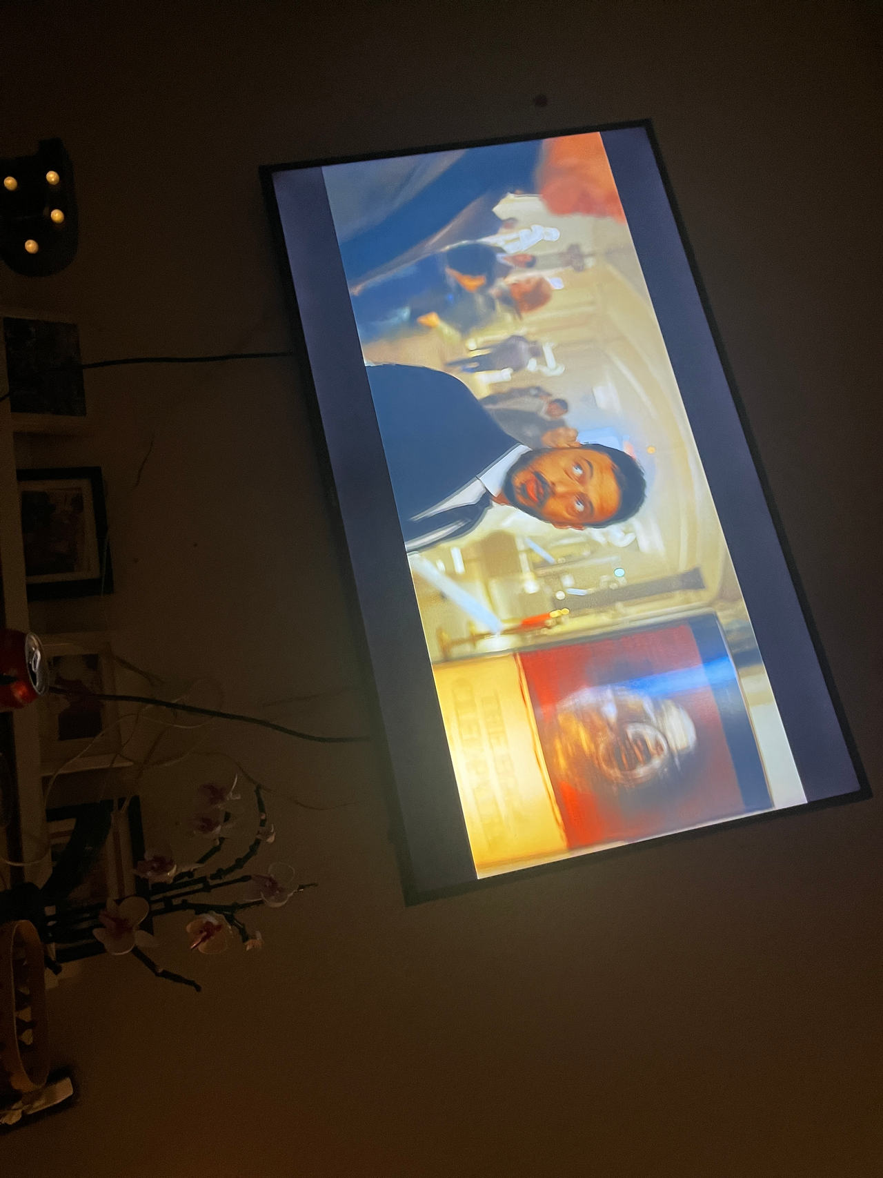 Samsung Crystal UHD 4K Smart TV