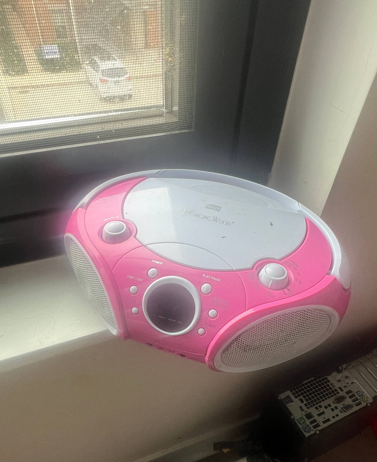 Singing Wood SB2022 Pink Portable CD Player Boombox