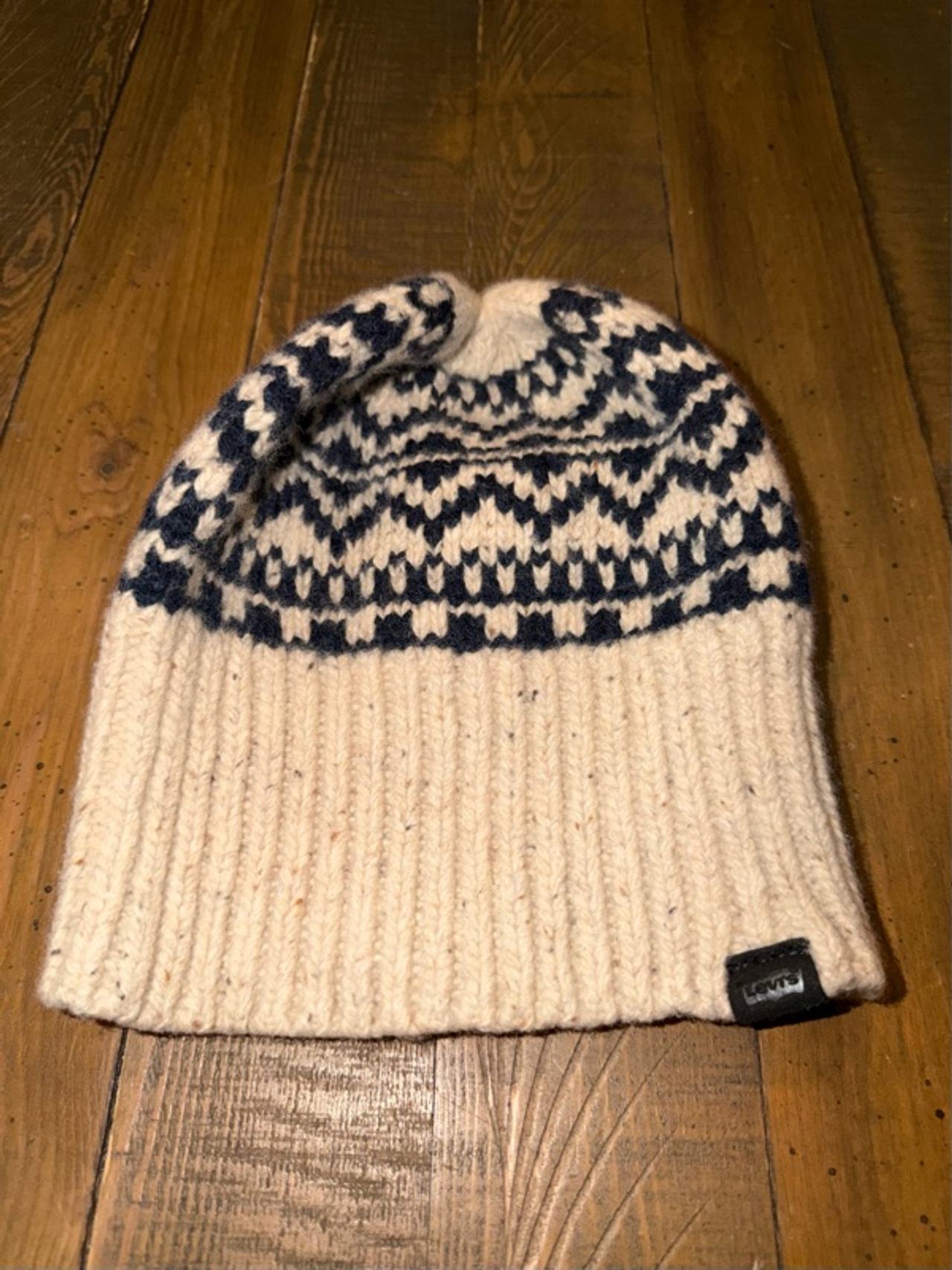 Levi’s Jeans Beanie Hat Off White Beige Black Winter Cap