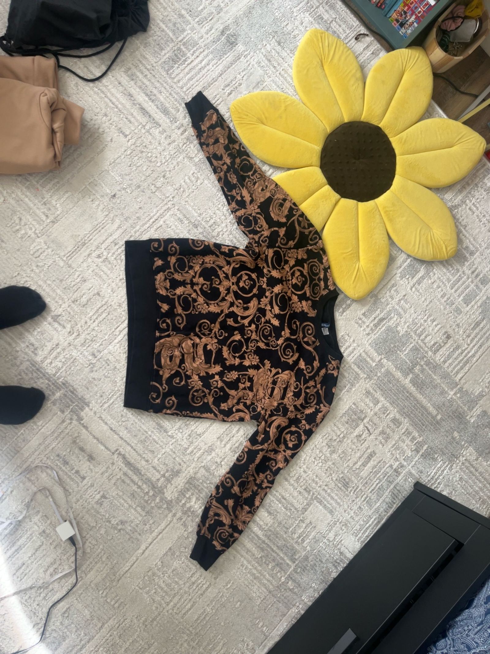 H&M Orange Motif Sweatshirt