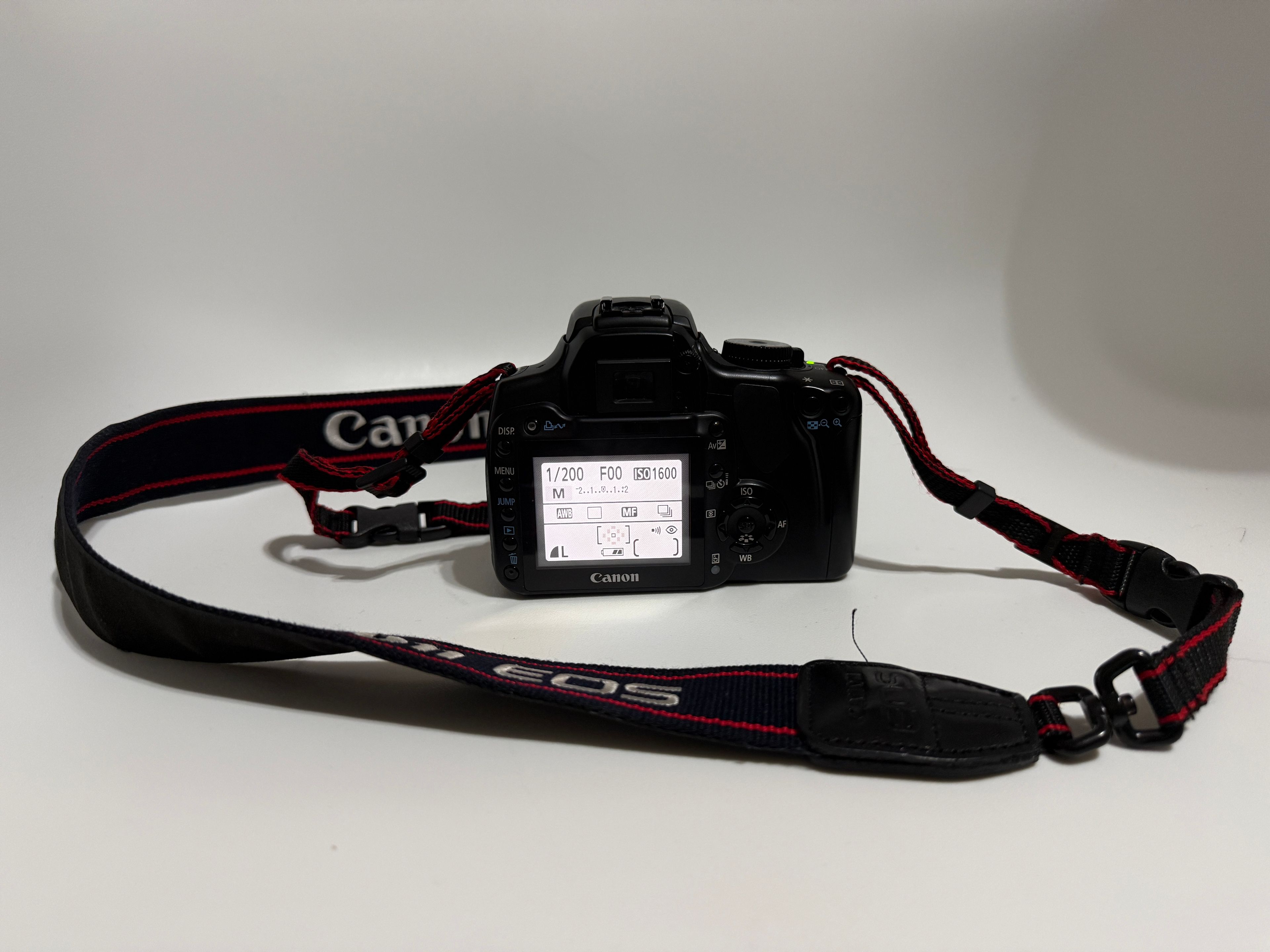 Canon EOS Digital Rebel XTi - Image 7