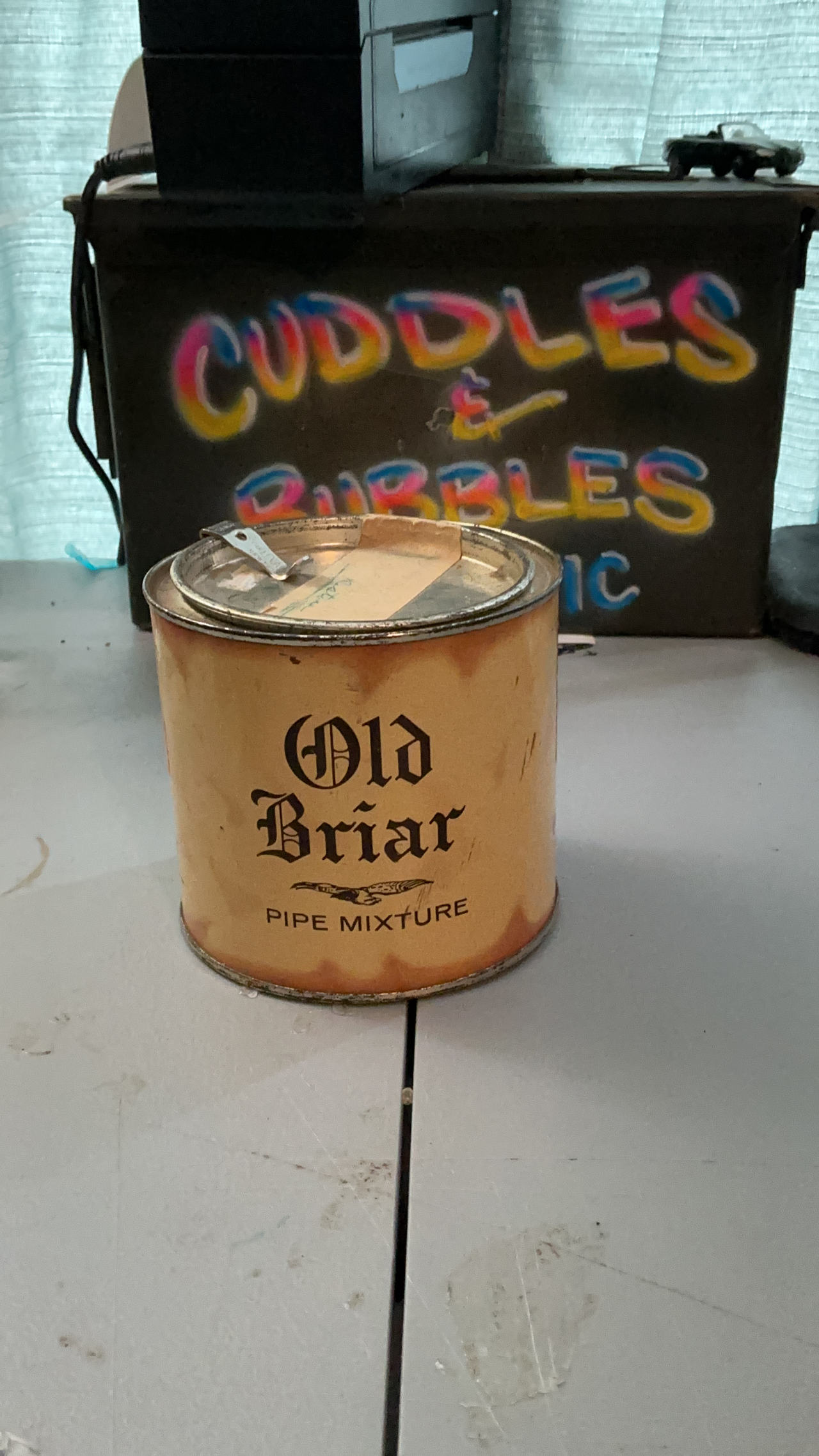Old Briar Pipe Mixture Tin