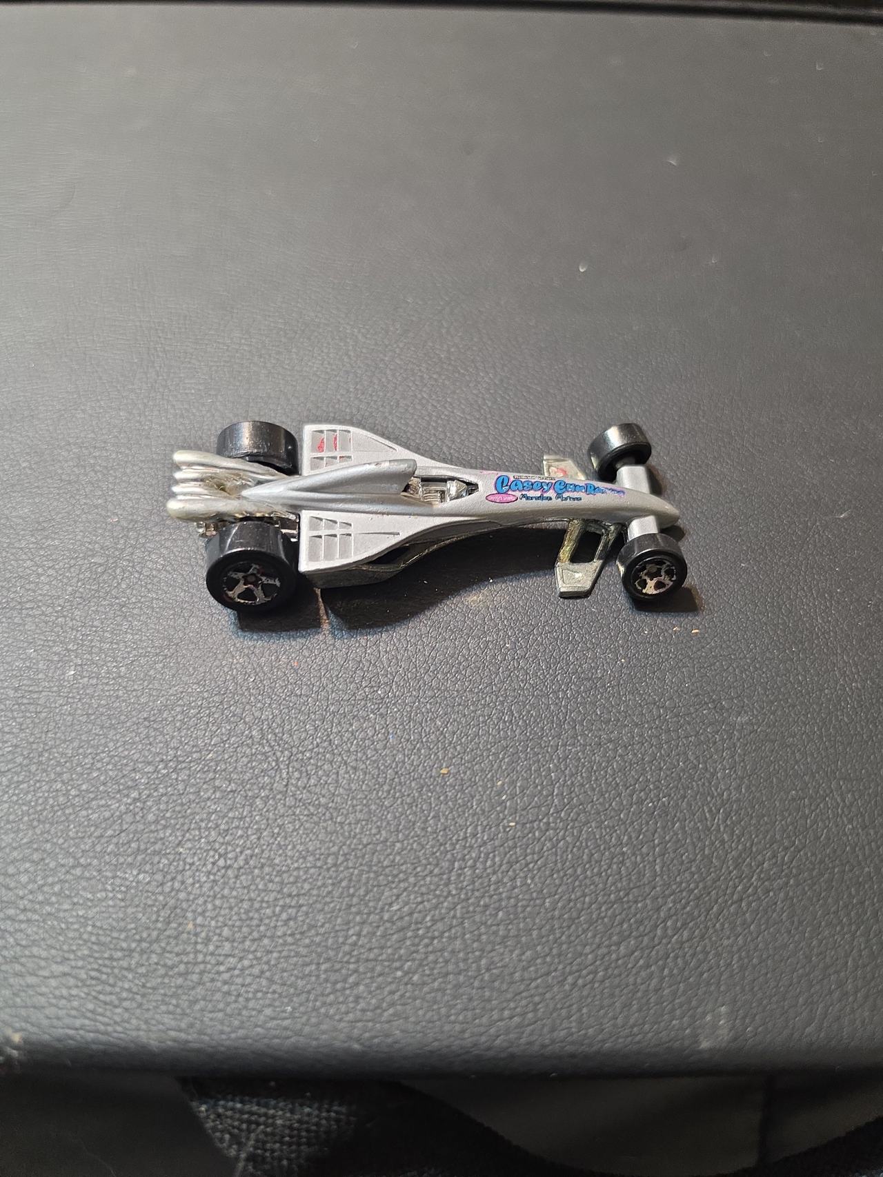 Hot Wheels Power Pipes Lassy Cat Racer