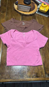 PacSun PacCares Ribbed Seamless Notched V-Neck Crop Tops - Image 1