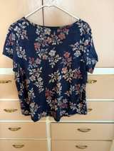 Sonoma Goods for Life The Everyday Tee Floral V-Neck - Image 6