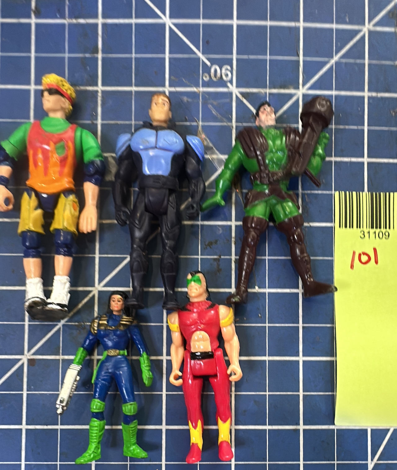 Johnny Quest vtg figure bundle 5 pcs  101