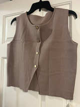 SAODIMALLSU Knit Button-Front Vest - Image 1