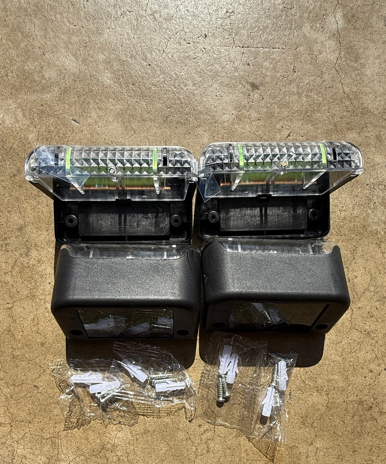 Solar Fence Lights 4-Pack