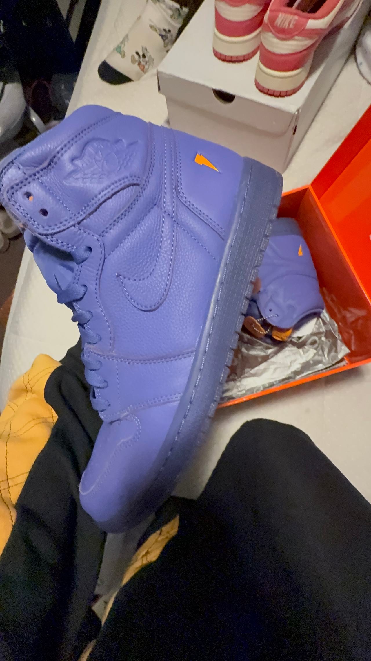 Air Jordan 1 Retro High OG Gatorade Grape