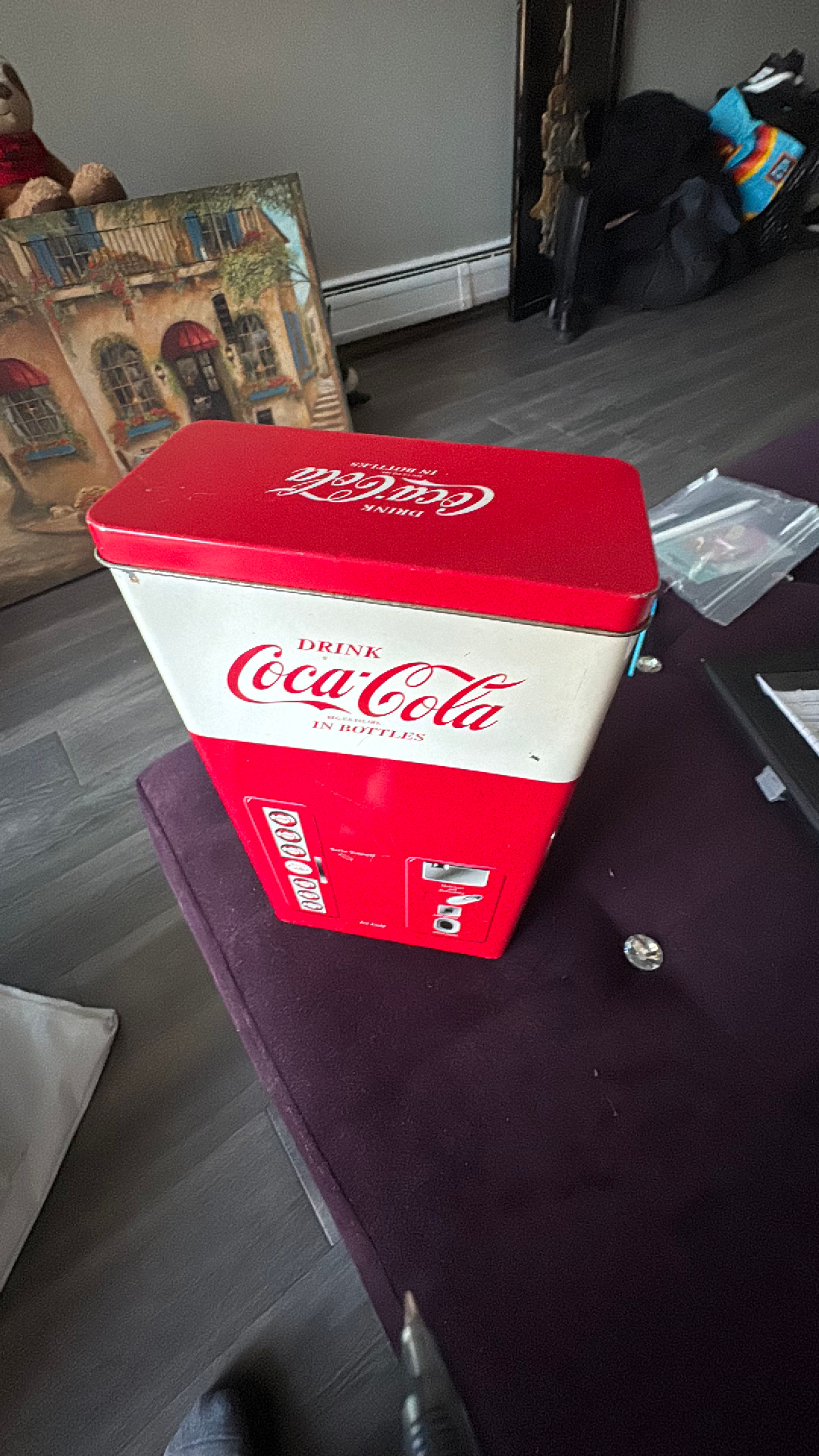 Coca-Cola Vintage Red Vending Machine Tin - Image 2
