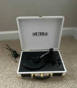 Victrola Journey Suitcase Record Player - Image 1