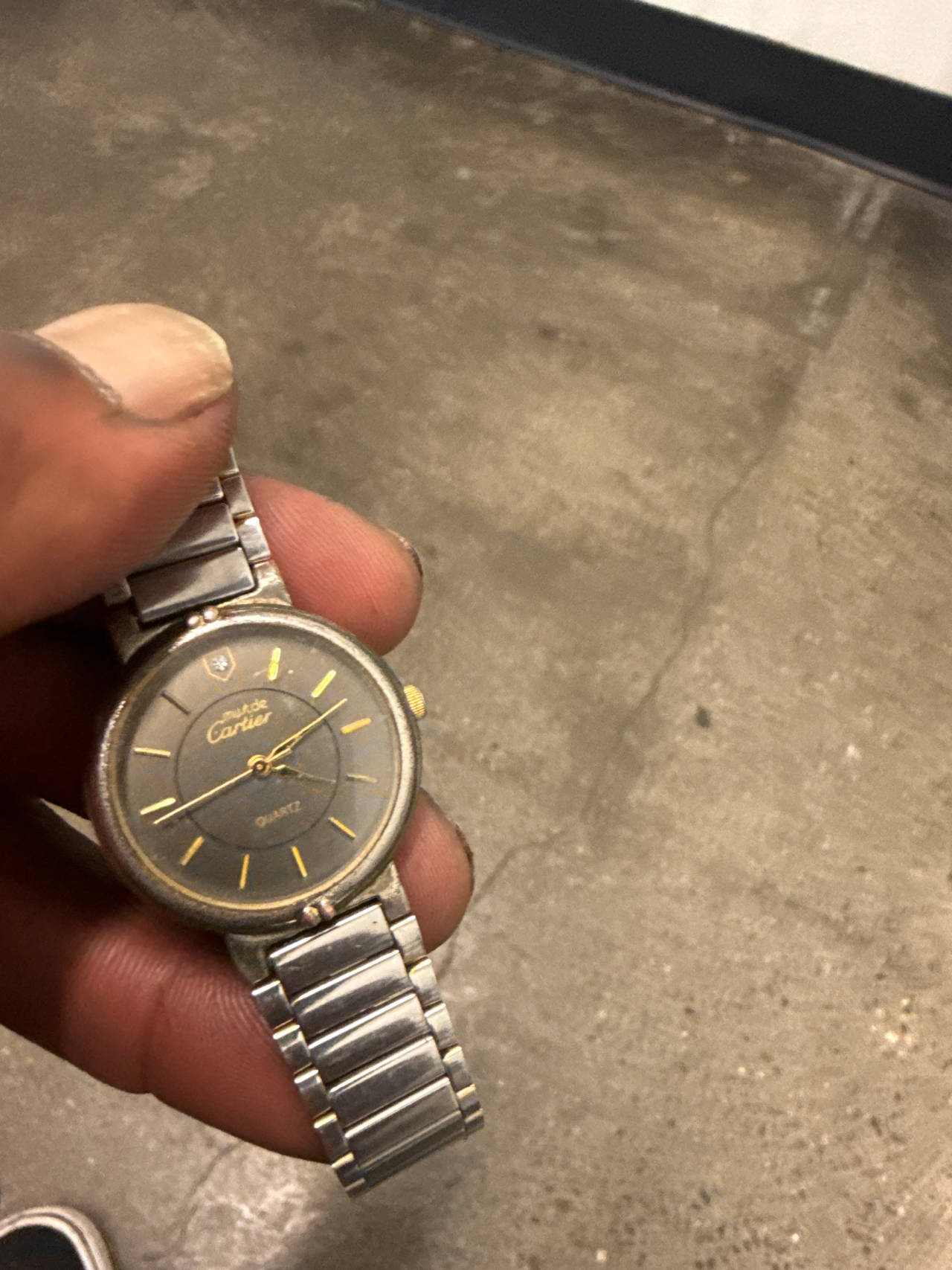 Must de Cartier Round Quartz Watch