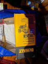 DeWalt 20V MAX Cordless Roofing Nailer - Image 2