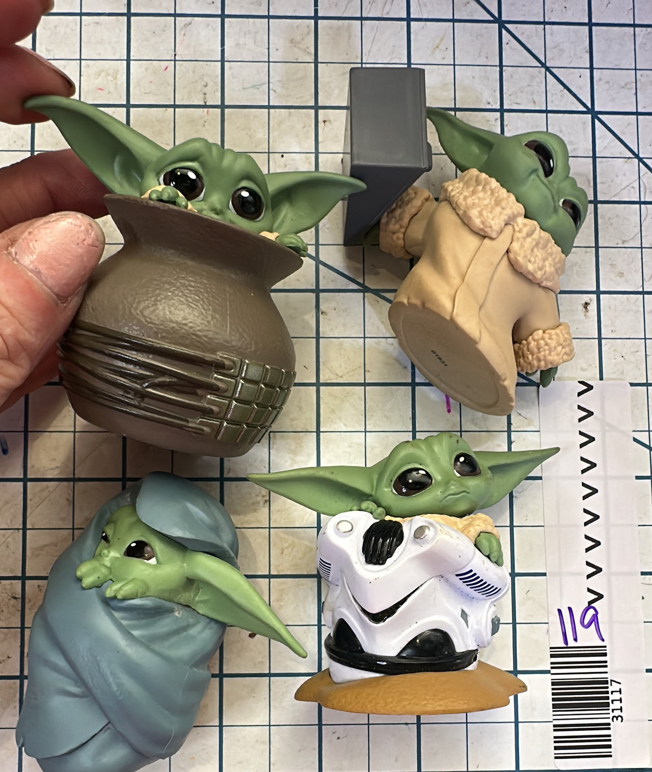 Hasbro Star Wars The Bounty Collection Grogu (The Child) Figures Set