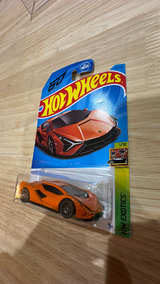 Hot Wheels Lamborghini Sian FKP 37 Orange - Image 2
