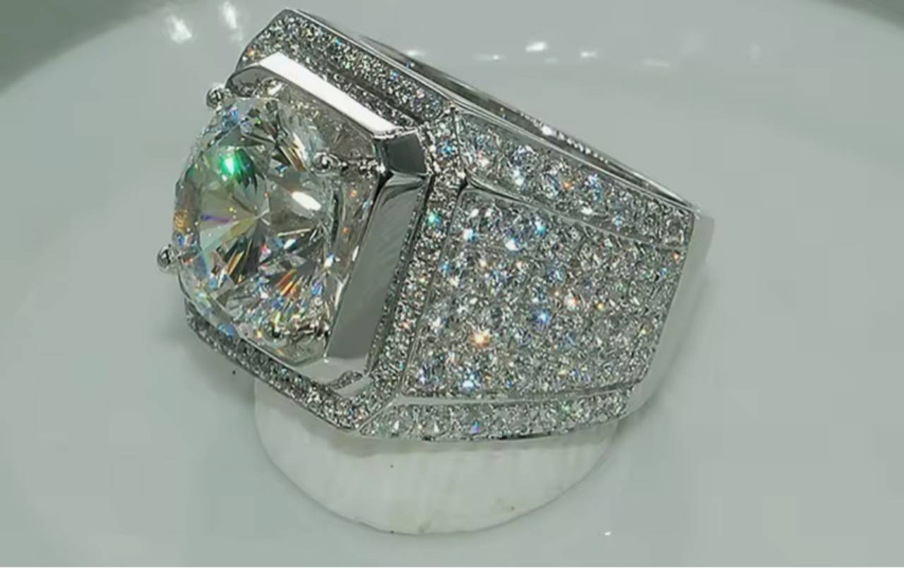 Men's Diamond (REP) ring 
