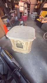 Vintage Octagonal Mirrored End Table - Image 3