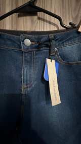 NEW Calvin Klein Women's High Rise Skinny Jeans size 14 - Image 2