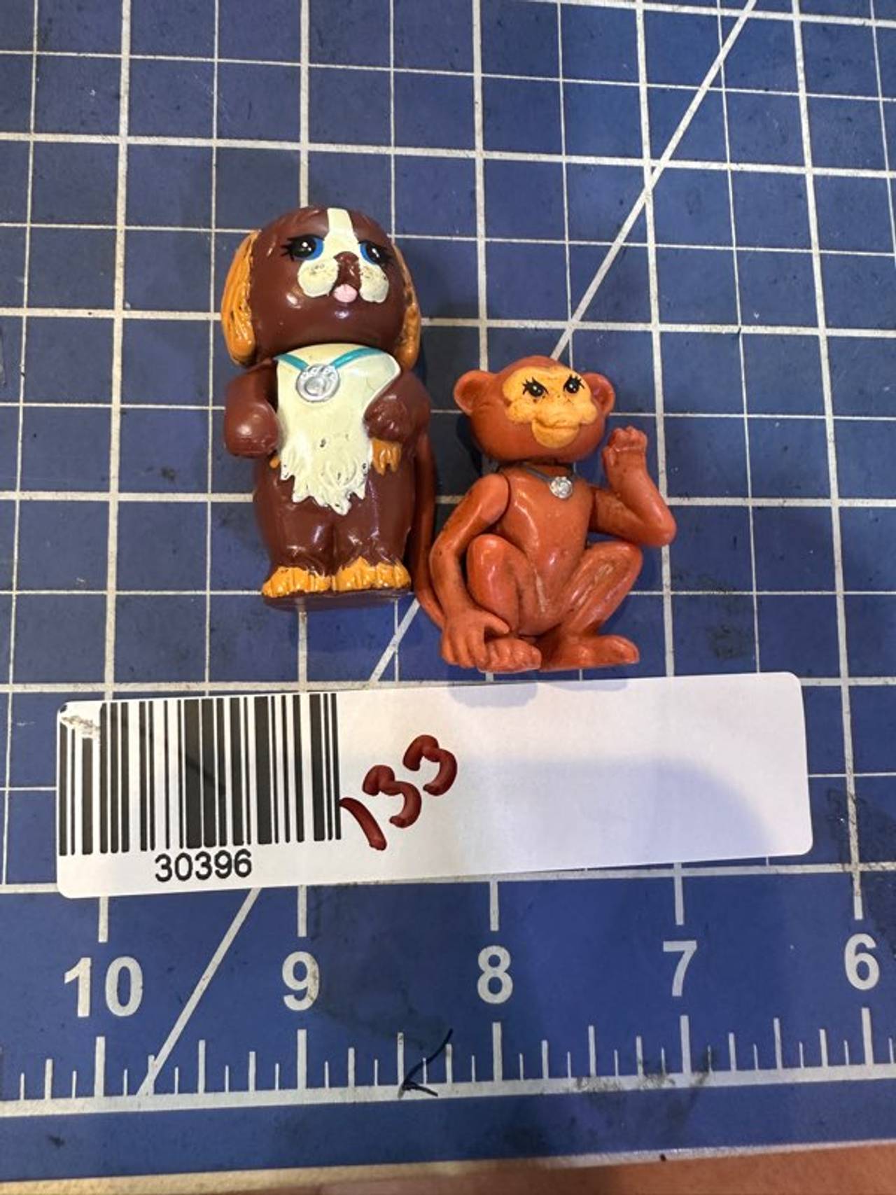 Kenner LITTLEST PET SHOP figures g1 vtg 1990s Puppy and Monkey. 133