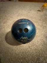 Brunswick Tommy Hudson LT-51 Blue Bowling Ball - Image 1
