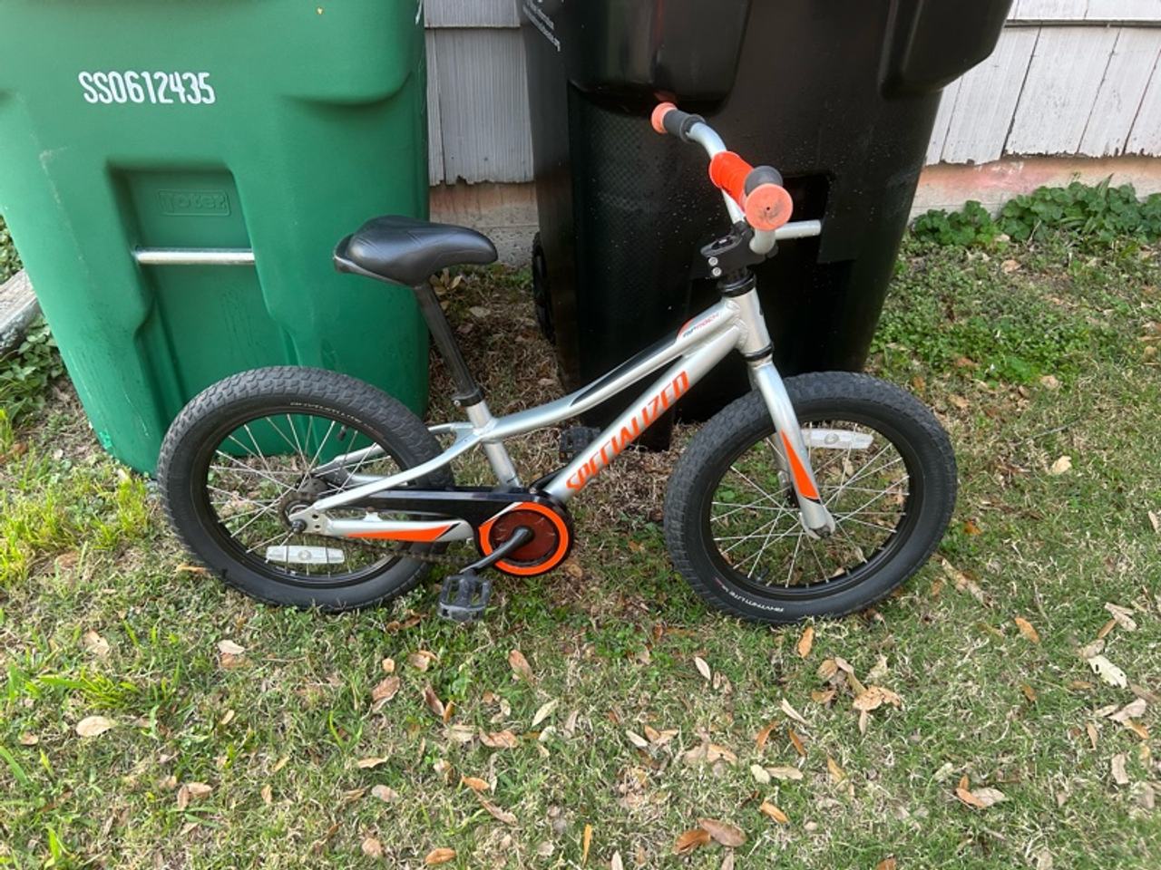 Specialized Riprock Coaster 16-inch Kids Bike