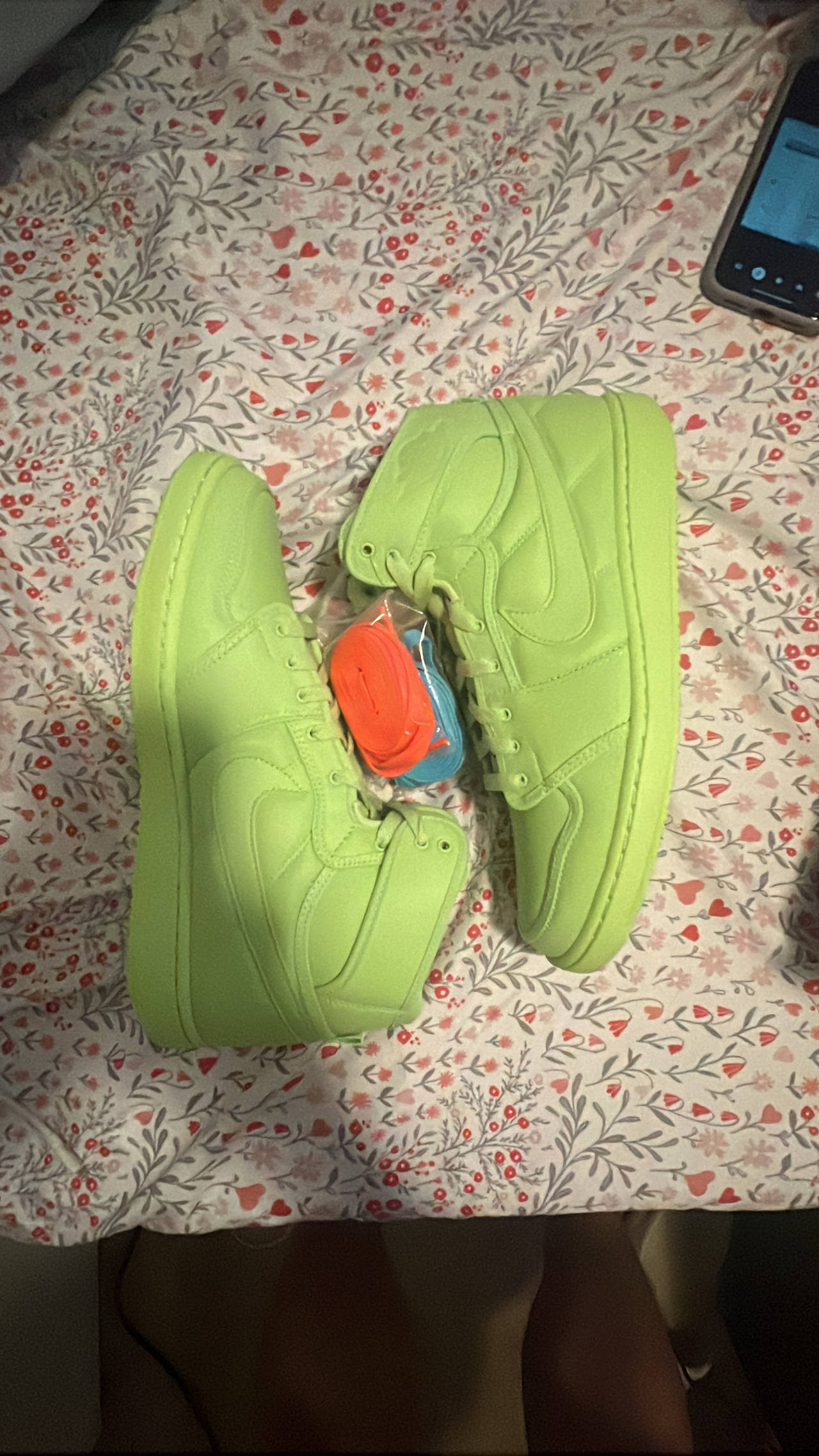 Air Jordan 1 Retro High OG - Billie Eillish Key Lime