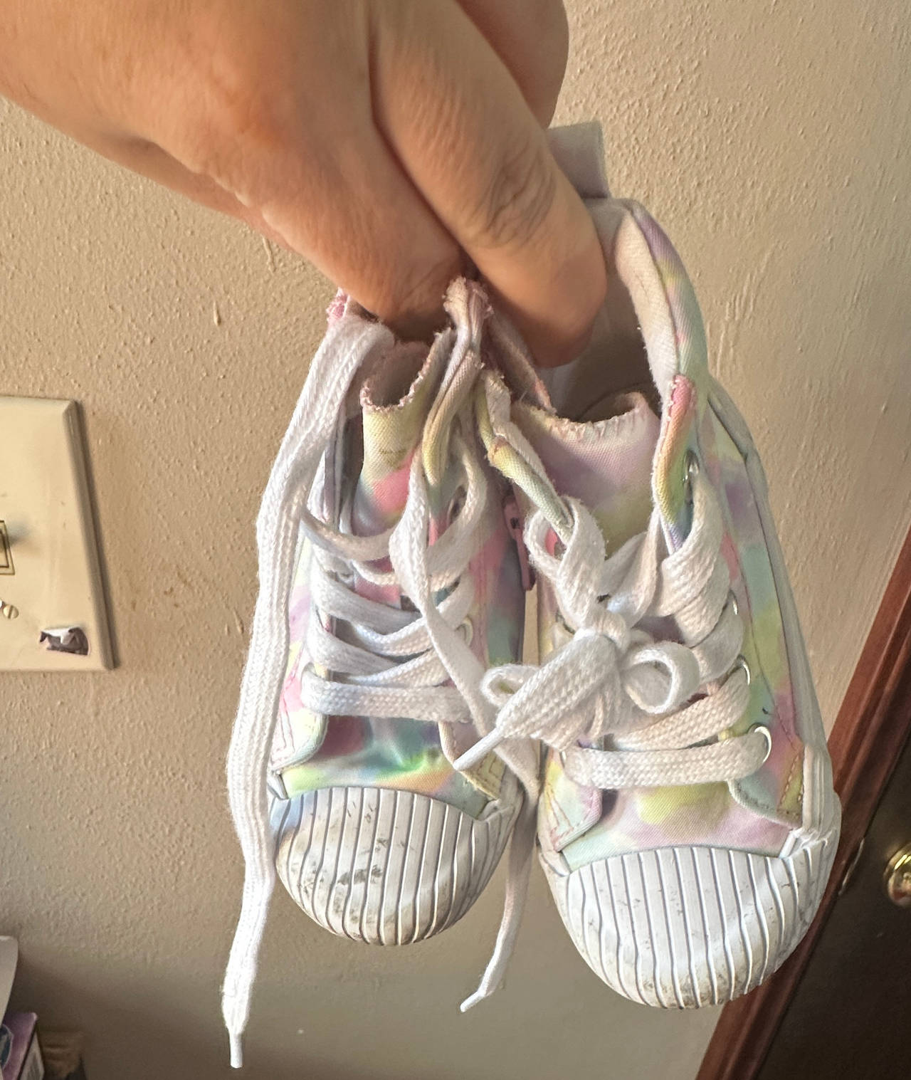 Cat & Jack Toddler Tie-Dye High Top Sneakers