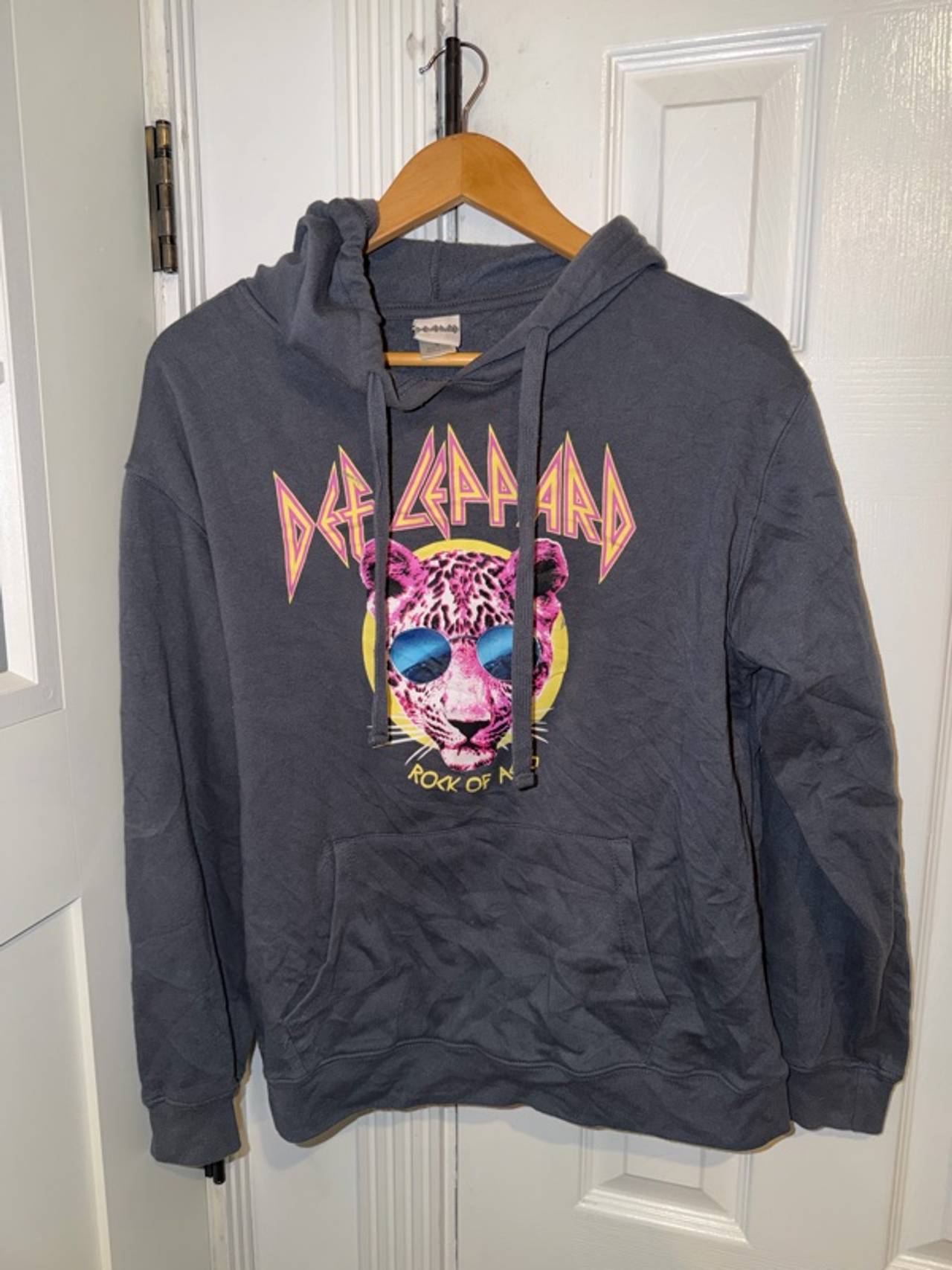 Def Leppard Rock of Ages Gray Hoodie Women's X-Large