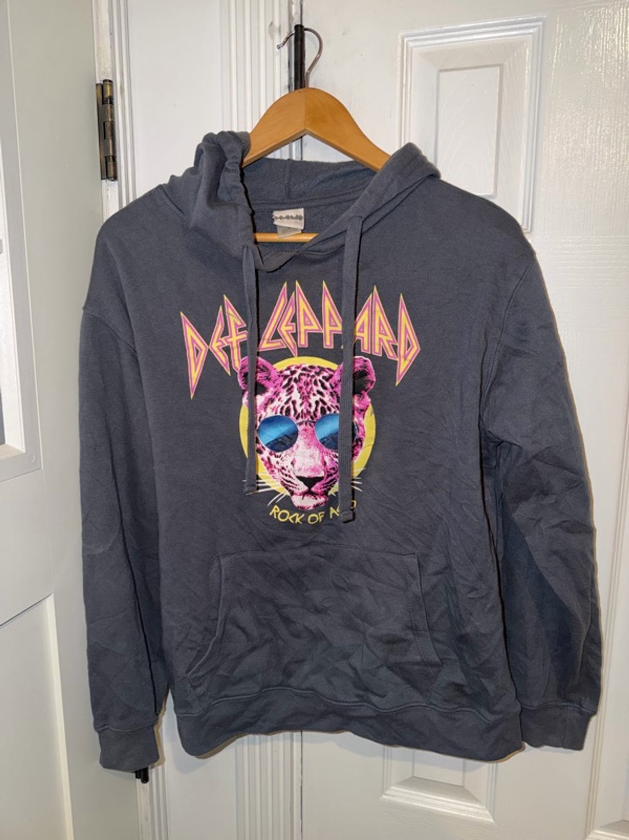 Def Leppard Rock of Ages Gray Hoodie Women's X-Large