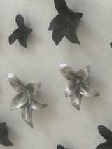 Large 3D Metal Flower Wall Art 36” Modern Framed Decor - Image 7