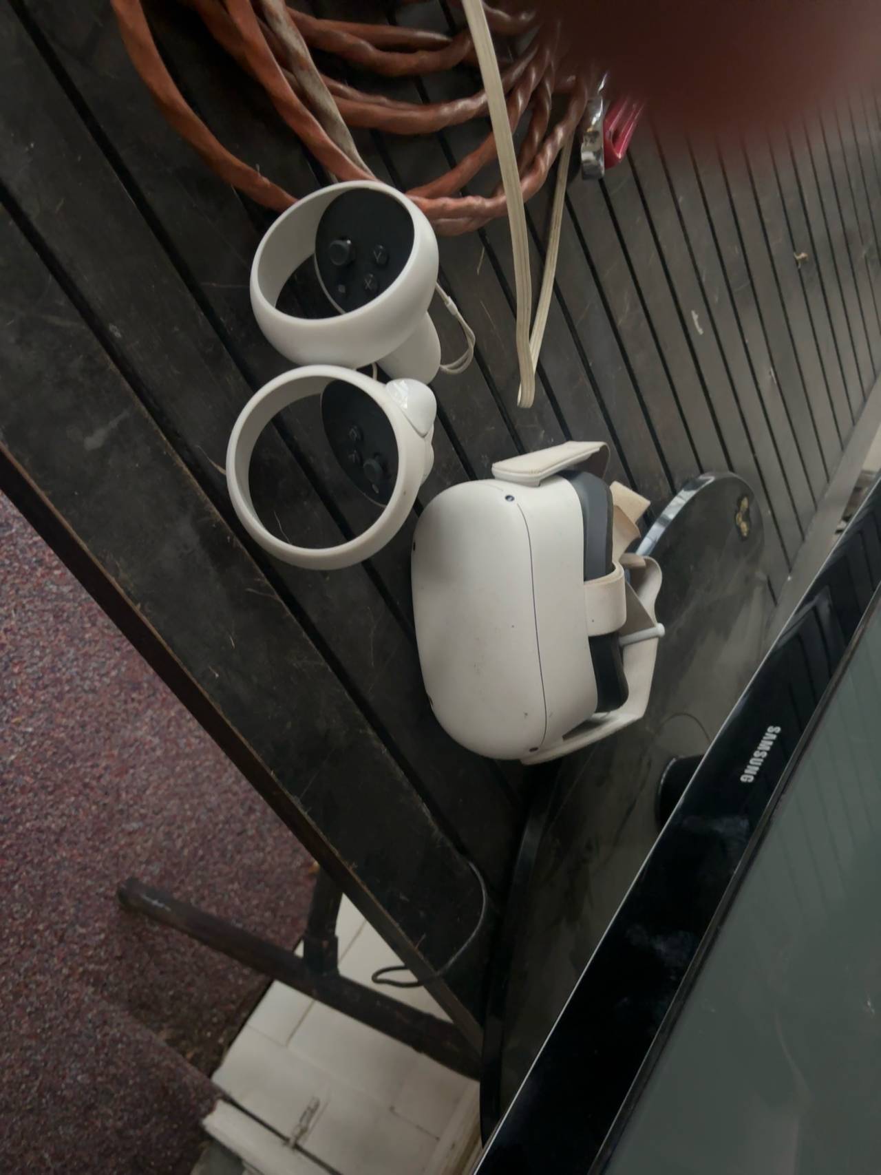 Meta Oculus Quest 2 White VR Headset