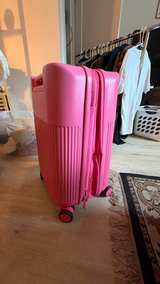 Heys Pink Hardside Spinner Suitcase - Image 3