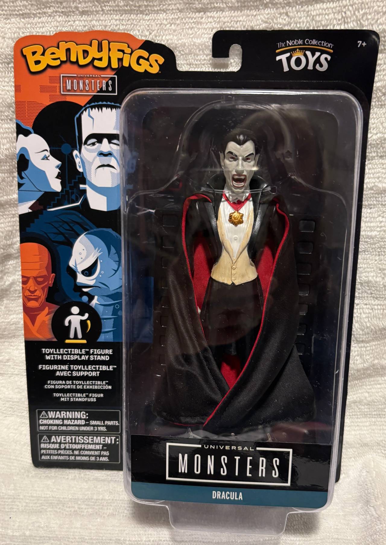 BendyFigs Universal Monsters Dracula Toyllectible Figure