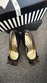 Peep Toe Heels with Bow - Image 3