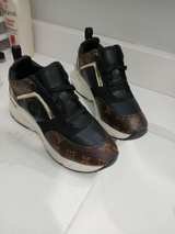 Louis Vuitton Run Away Sneaker Monogram Canvas Black Gold - Image 7