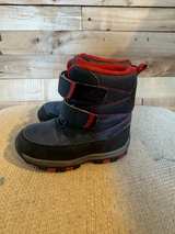 Kids Winter Boots - size 8 - Image 5