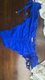 Victoria's Secret Ruffle Triangle Bikini Set and Vince Camuto Coverup Large - Image 4