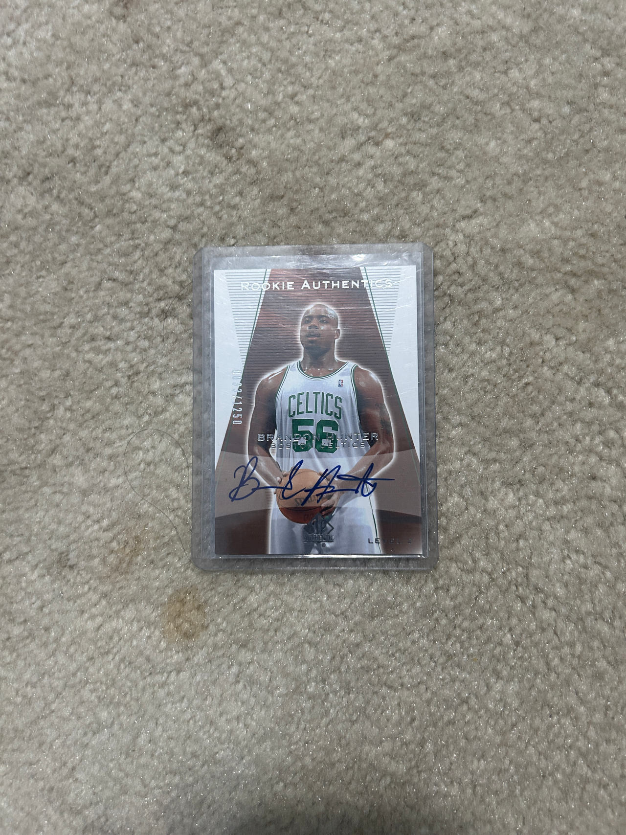 Brandon Hunter Rookie Authentics Autograph Card