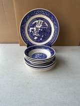 Churchill England Blu Willow China-1 Lg Plate, 2 Sm Plates, 2 Bowls and 6 Mugs - Image 3