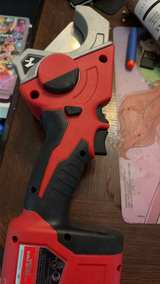 Milwaukee M12 12-Volt Lithium-Ion Cordless PVC Shear - Image 2