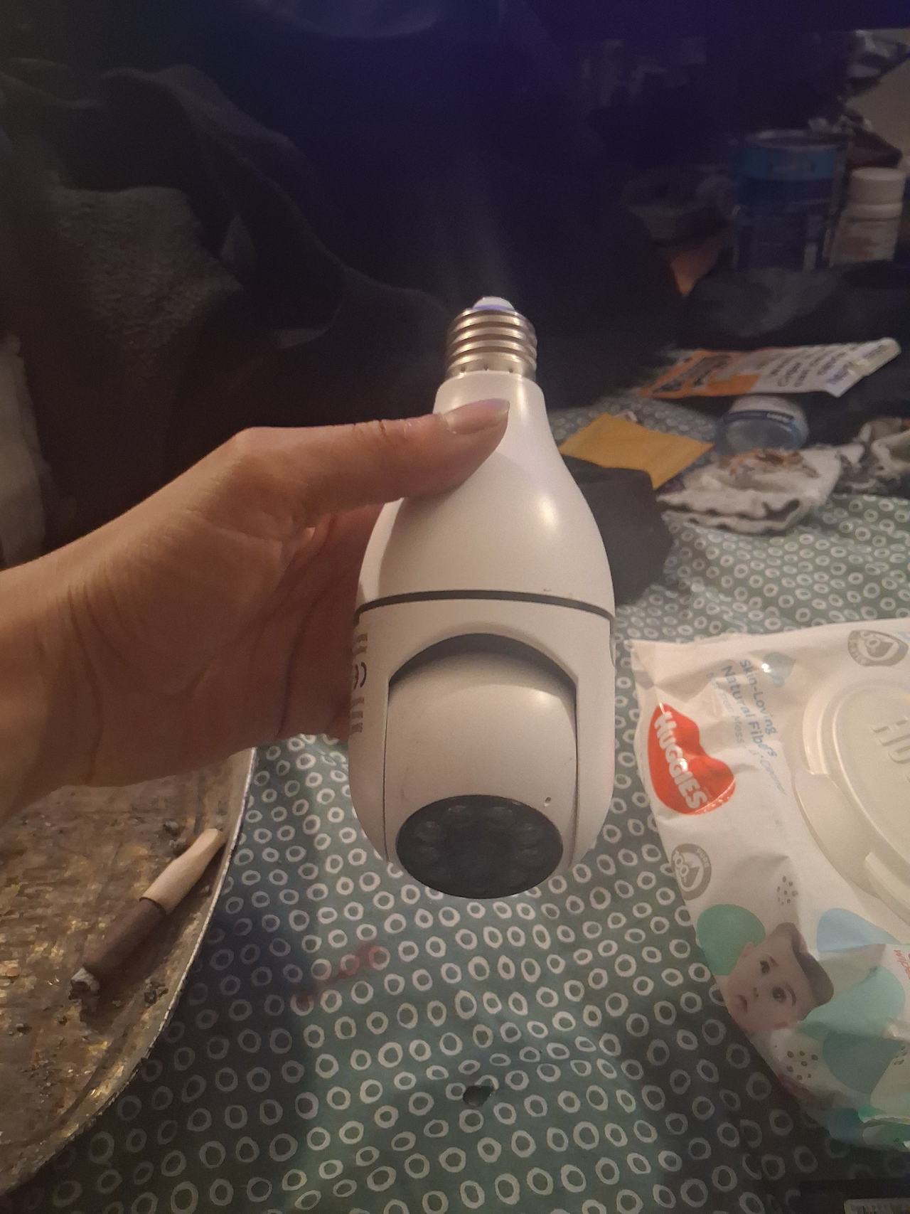 E27 Light Bulb Security Camera
